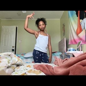 Meet your Posher, Nyla